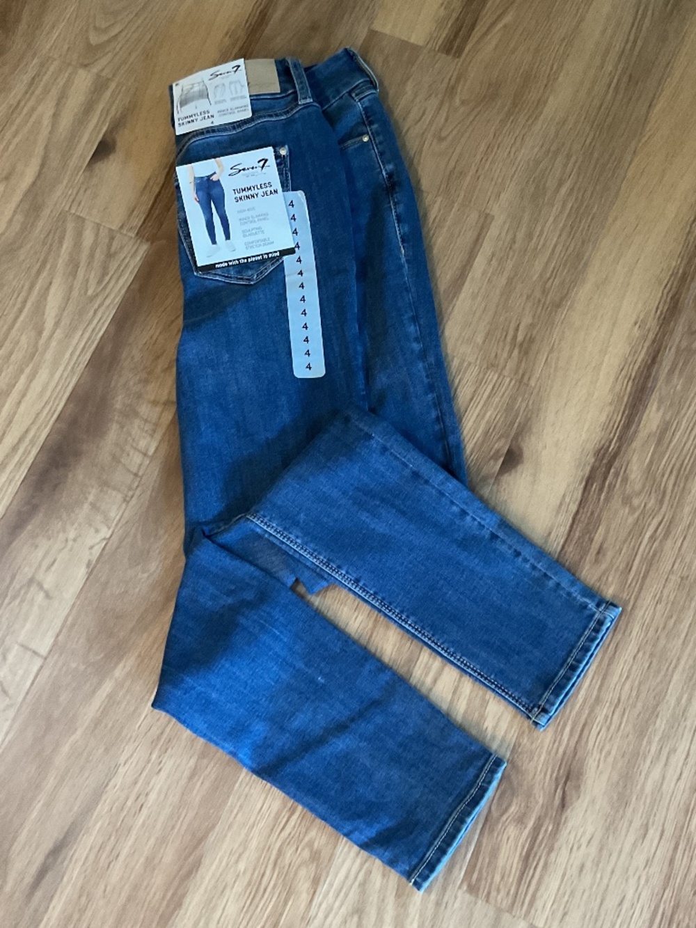 Seven7 New size 4
